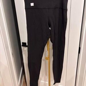 #224 Lululemon aligns - black/dark gray reptile print- 34' inseam- size 14